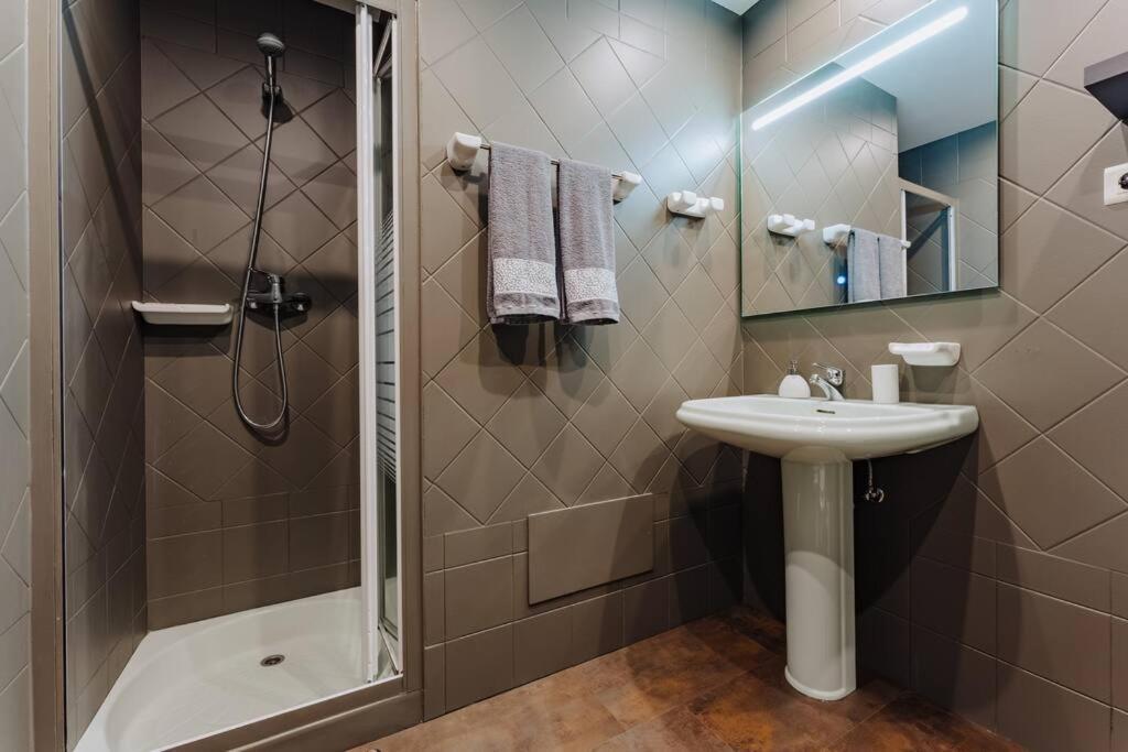 Super Anadia - Golden Appartement Funchal  Buitenkant foto