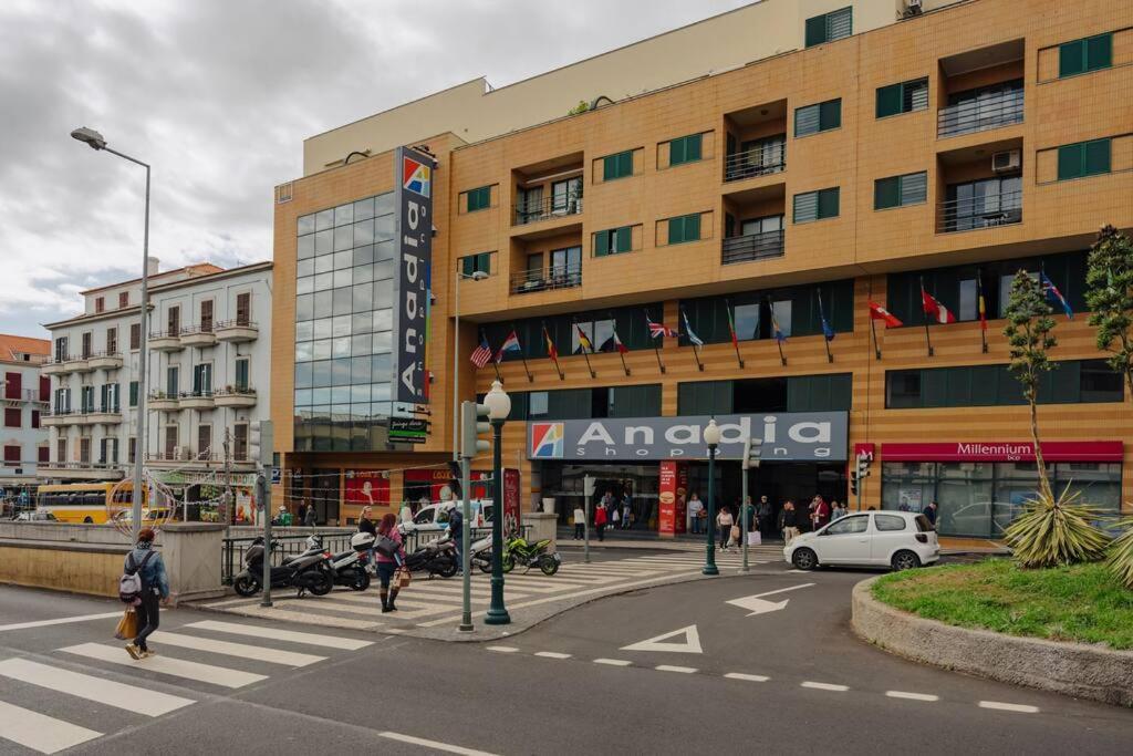 Super Anadia - Golden Appartement Funchal  Buitenkant foto